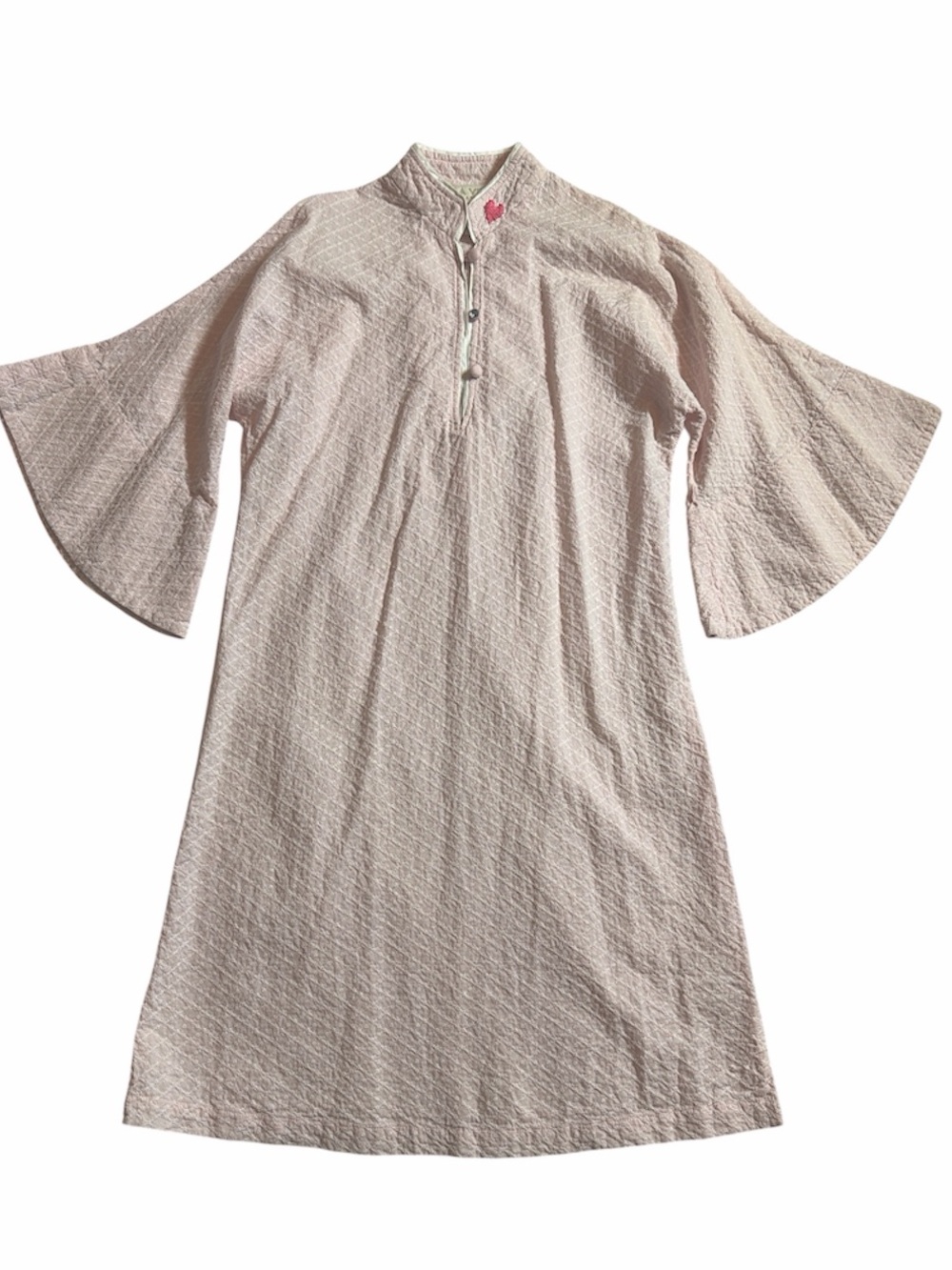 La Vie + Dondolo colab pink eyelet caftan style dress with bell sleeve 8/10